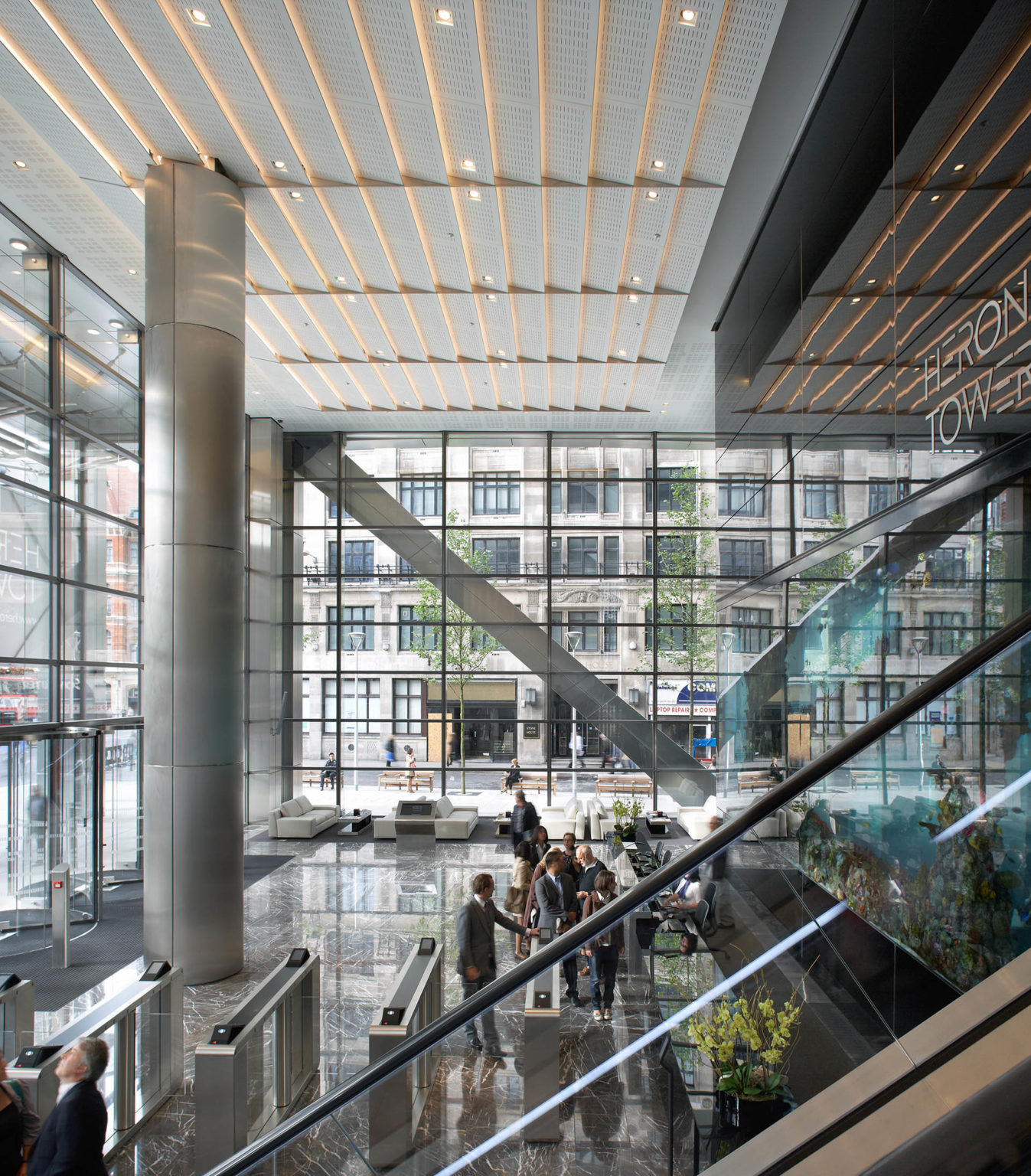 Salesforce Tower, London, UK - PLP Architecture